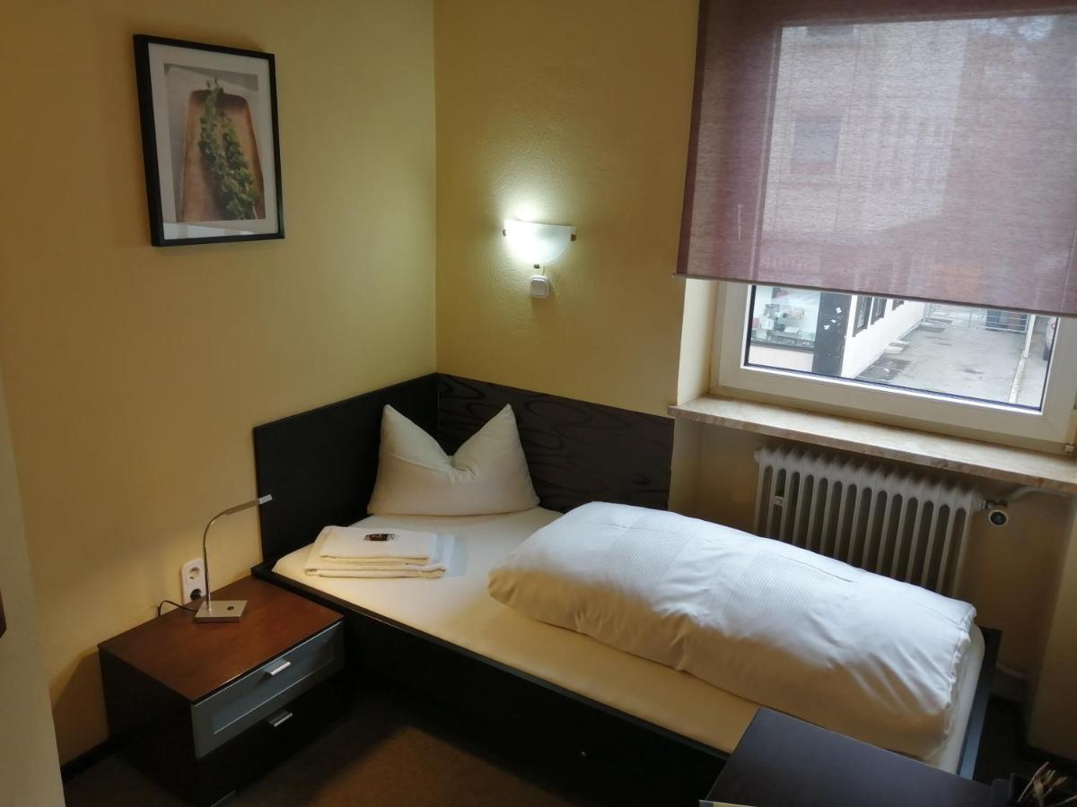Hotel Augsburg Goldener Falke Экстерьер фото