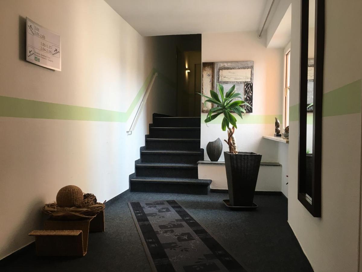 Hotel Augsburg Goldener Falke Экстерьер фото